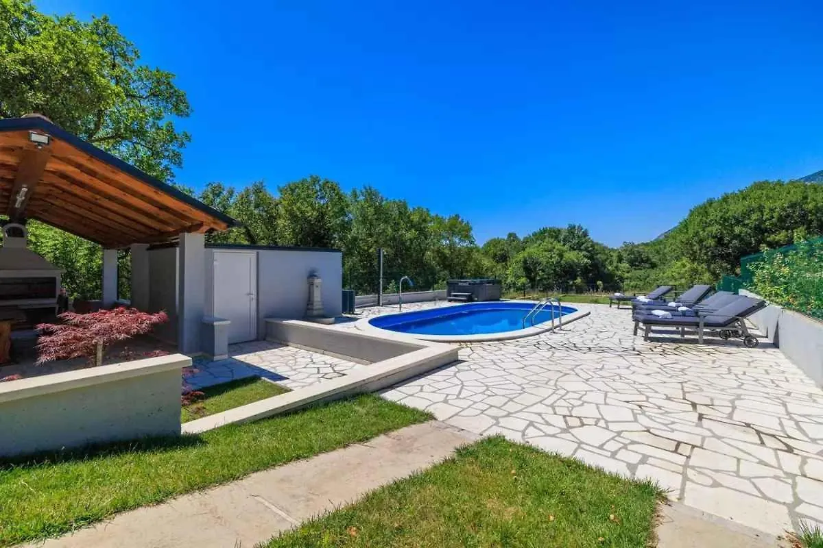 Holiday Home In Tribalj 51443