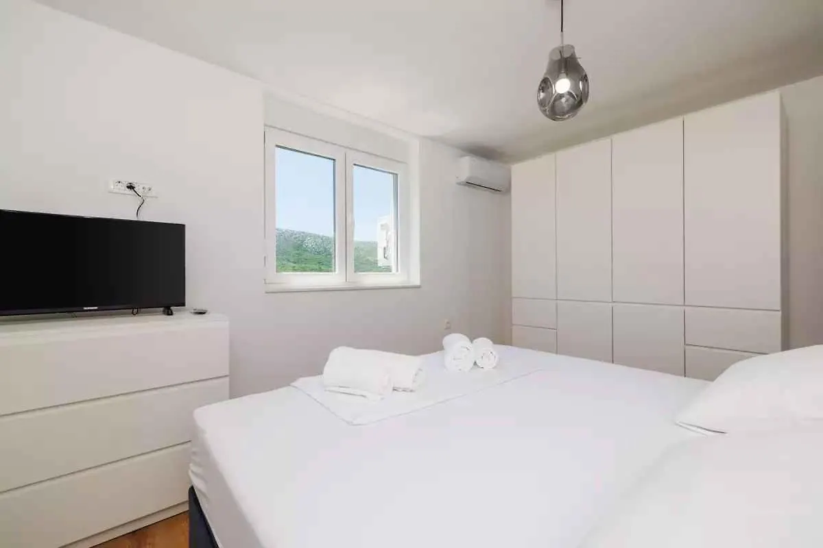 Holiday Home In Tribalj 51443  Tribalj (Primorsko-Goranska)
