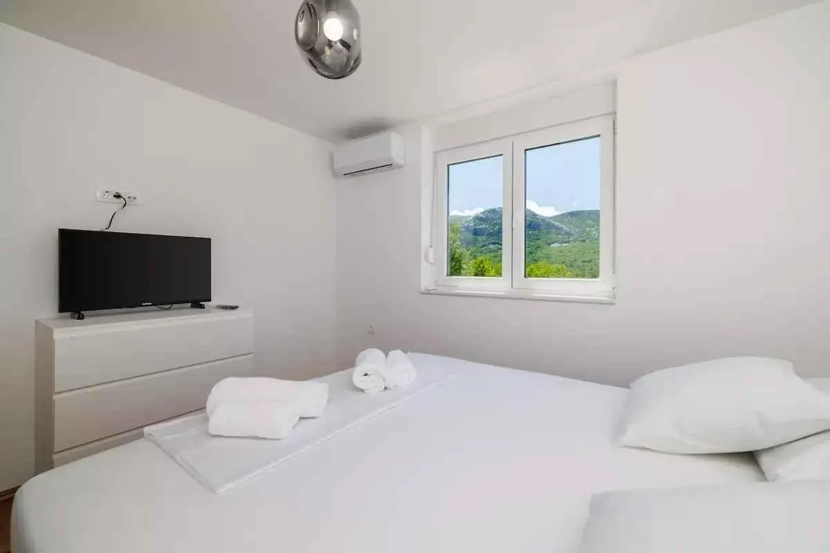 Holiday Home In Tribalj 51443