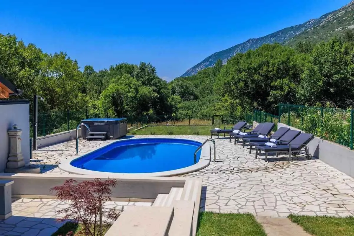 Holiday Home In Tribalj 51443